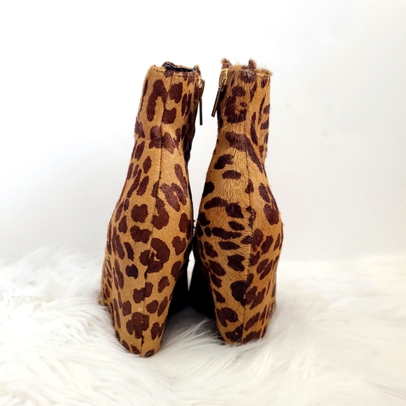 Victoria Secret VS Collection Leopard Wedge Bootie - Picture 5 of 7